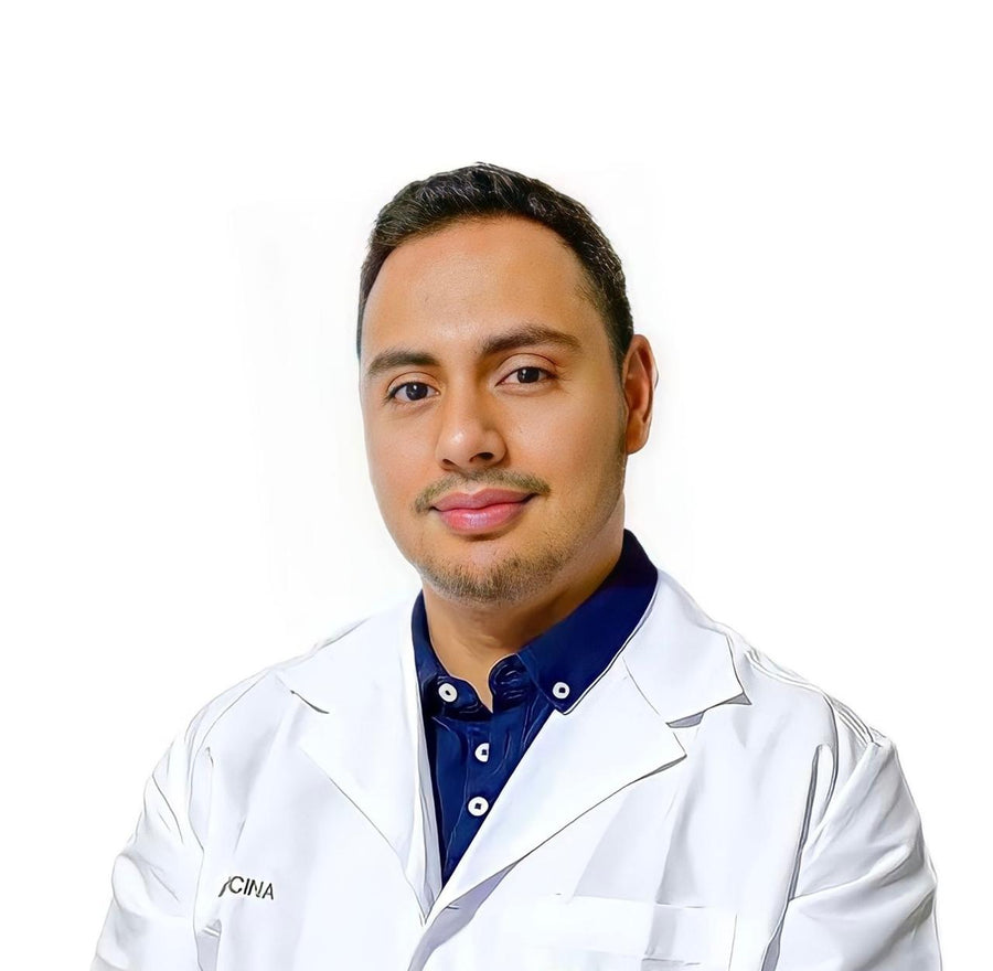 Dr  Sebastian Cardona